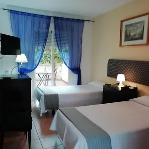 2* Affittacamere Alhaja Playa